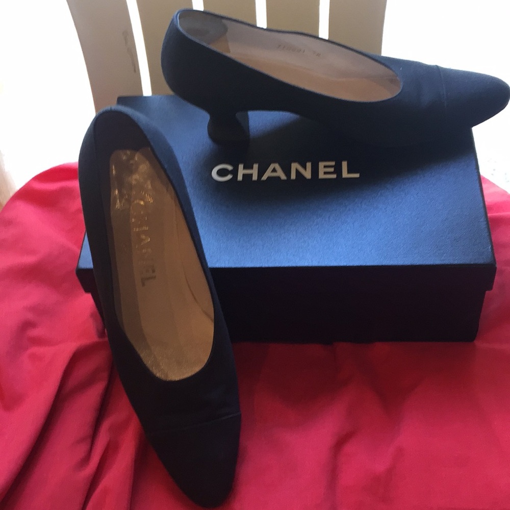 Vtge Chanel canvas pumps, Miss America owned. Sz38